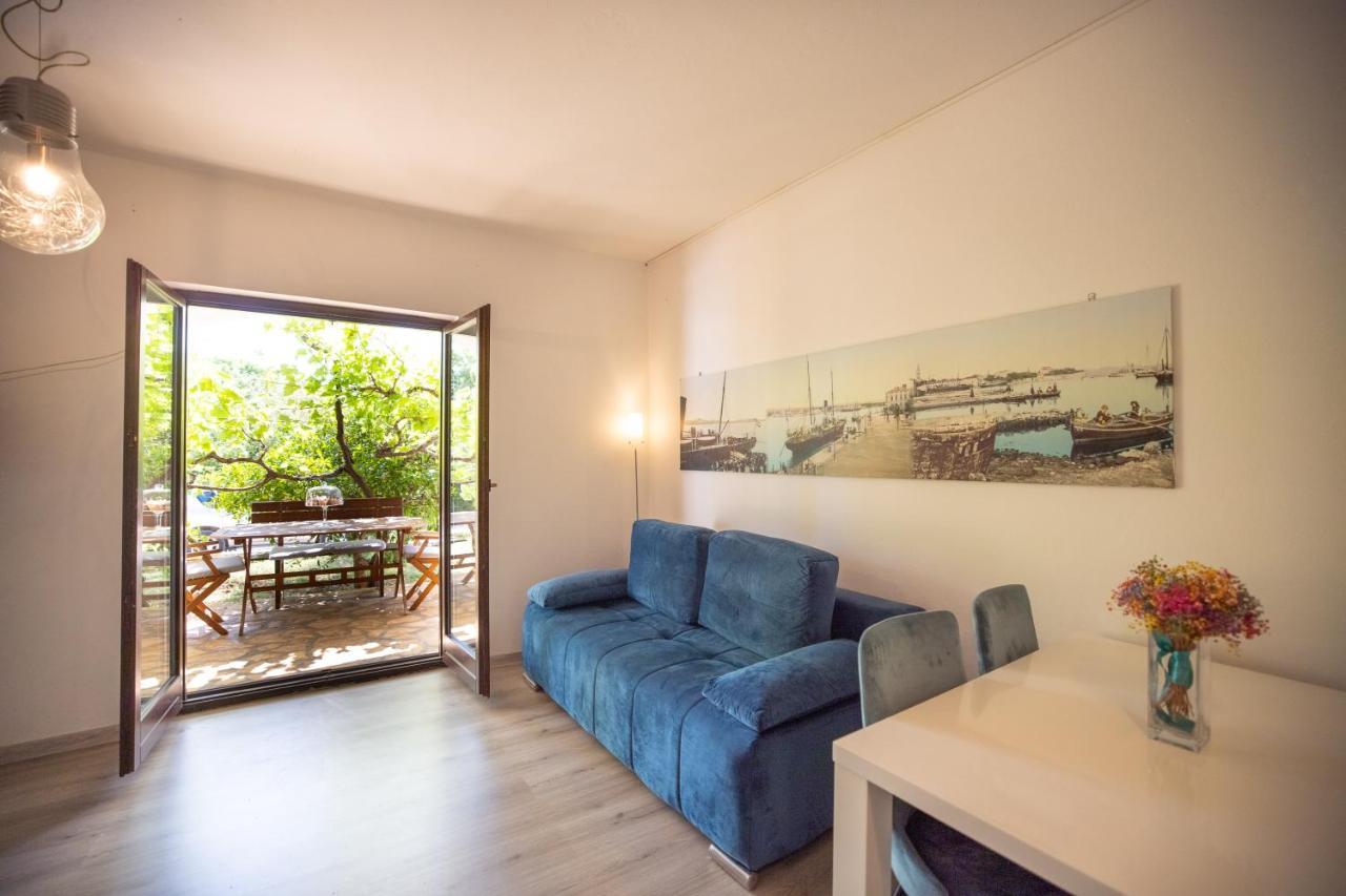 Apartments And A Room Ina Zadar Ngoại thất bức ảnh
