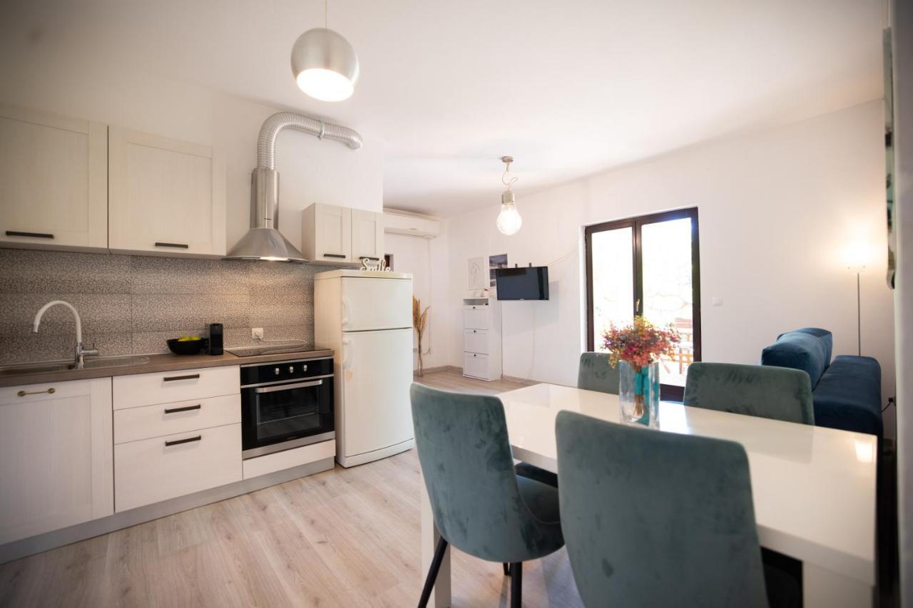 Apartments And A Room Ina Zadar Ngoại thất bức ảnh