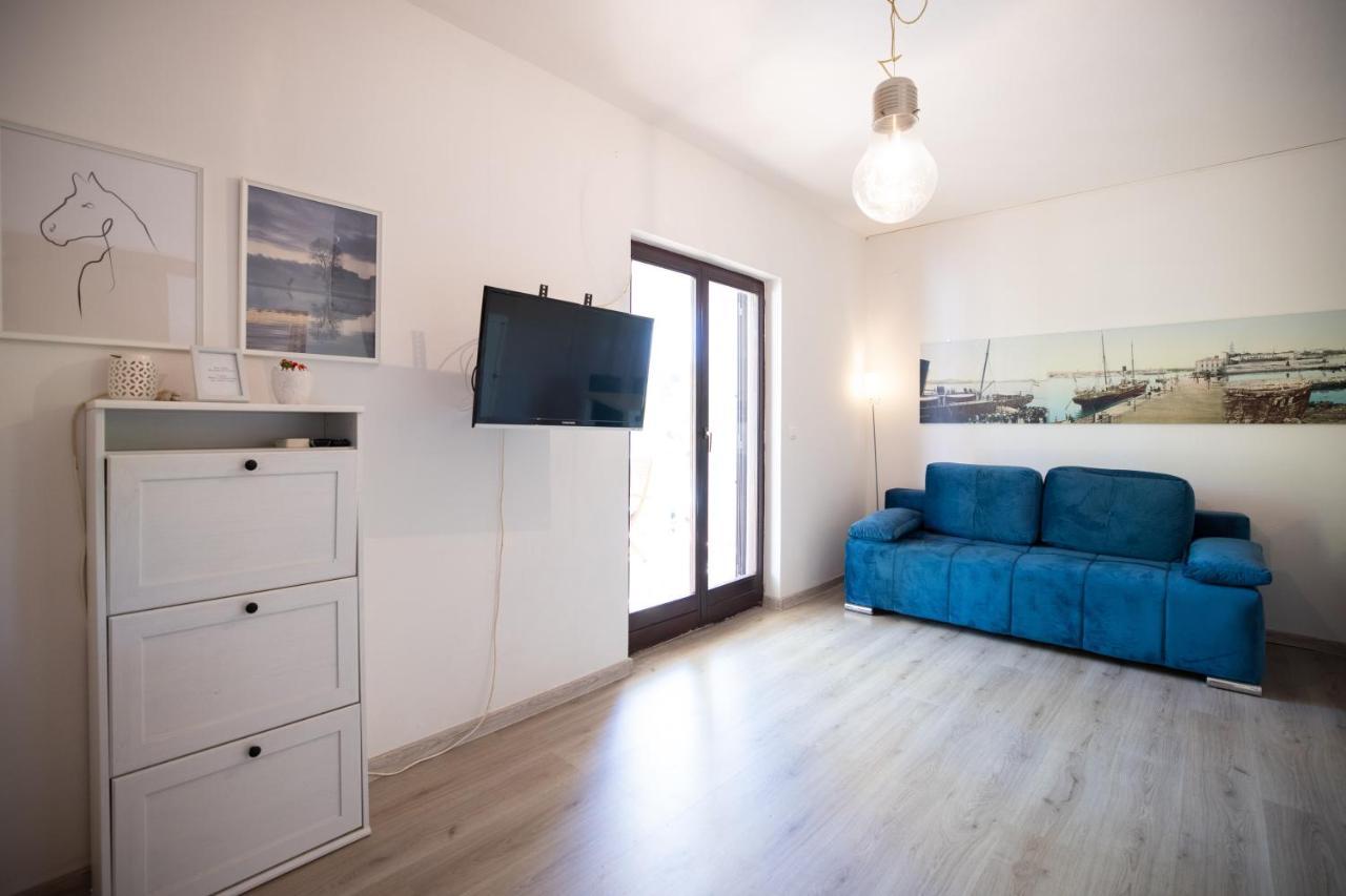 Apartments And A Room Ina Zadar Ngoại thất bức ảnh