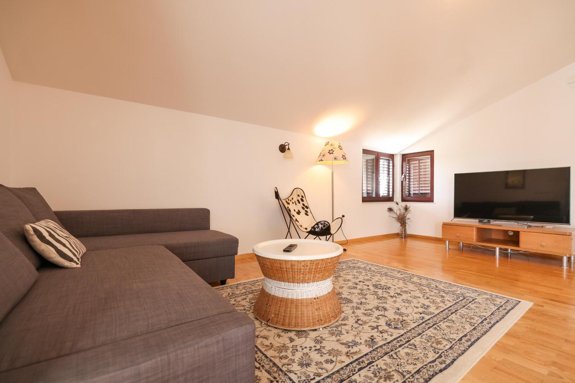 Apartments And A Room Ina Zadar Ngoại thất bức ảnh
